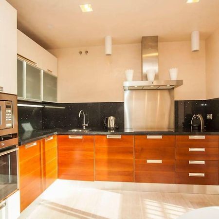 Appartamento Medina Luxury Penthouse Marbella Esterno foto