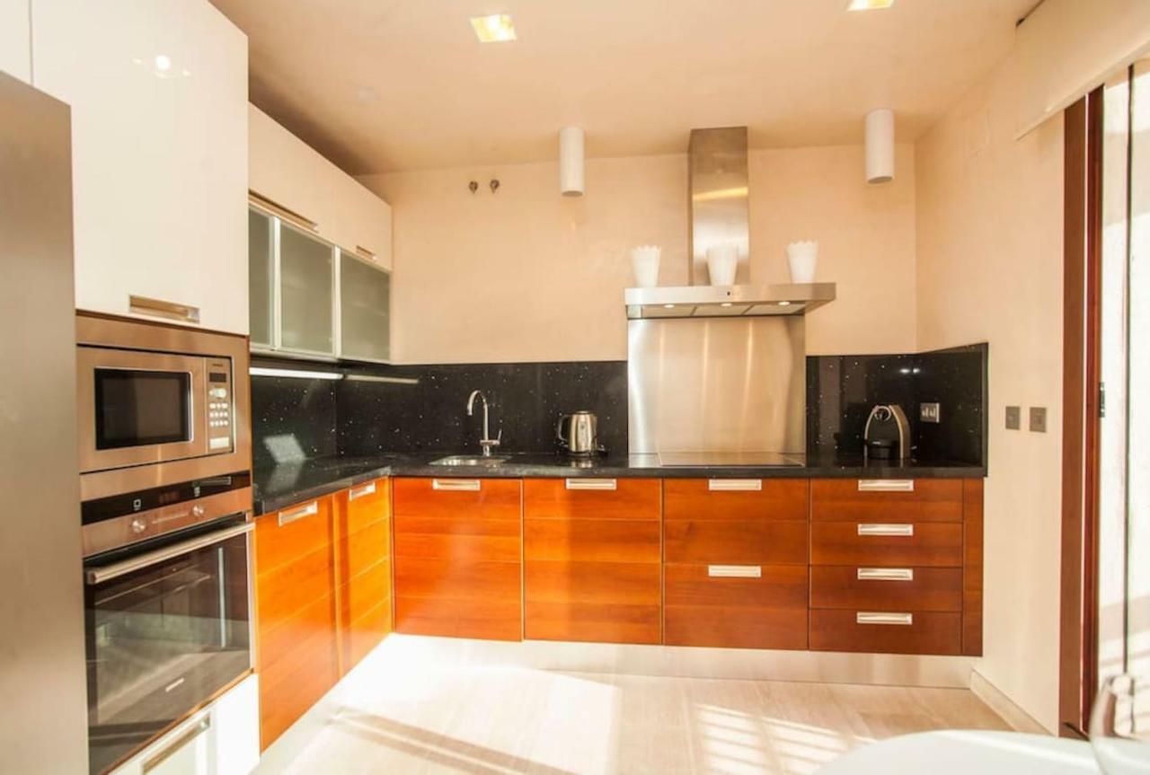 Appartamento Medina Luxury Penthouse Marbella Esterno foto